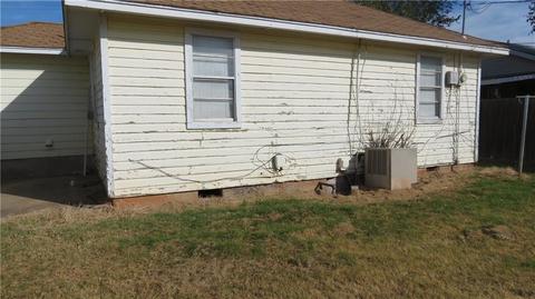 812 E Pecan, Altus, OK 73521 photo 15