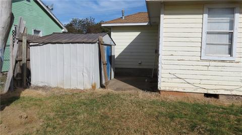 812 E Pecan, Altus, OK 73521 photo 14