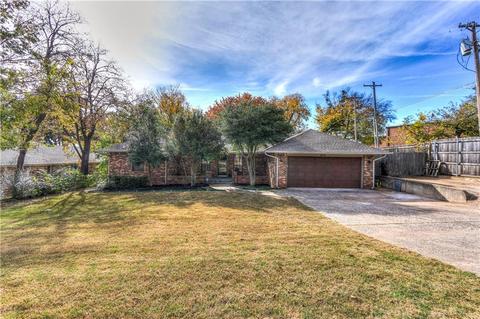 608 E 9th St, Edmond, OK 73034 photo 2