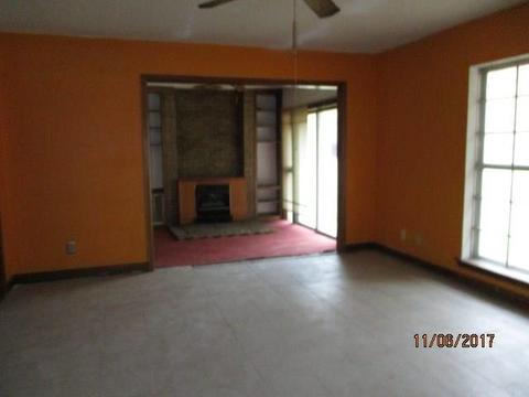 24 Limberlost, Mcloud, OK 74851 photo 3