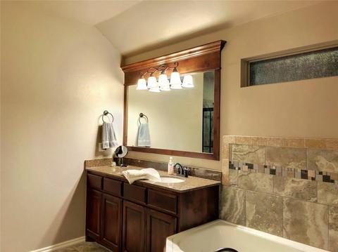 1917 Preakness Path, Guthrie, OK 73044 photo 18