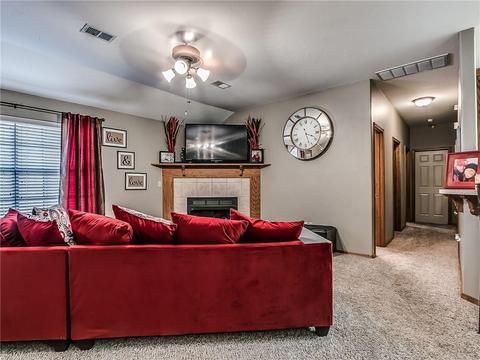 912 SW 35th, Moore, OK 73160 photo 8
