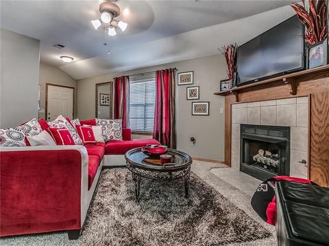 912 SW 35th, Moore, OK 73160 photo 7