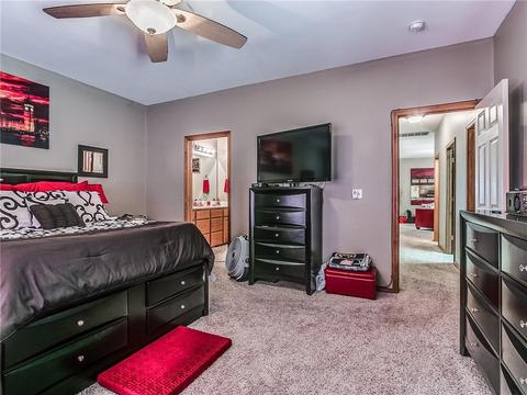 912 SW 35th, Moore, OK 73160 photo 16