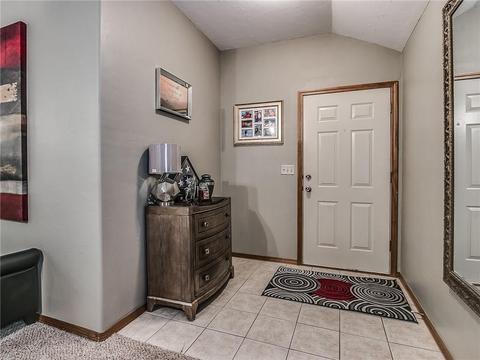 912 SW 35th, Moore, OK 73160 photo 3