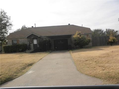 809 N 3rd St, Sayre, OK 73662 photo 1