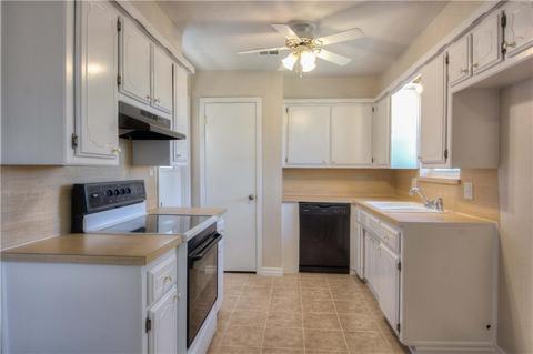 2217 Sunset St, Moore, OK 73160 photo 12
