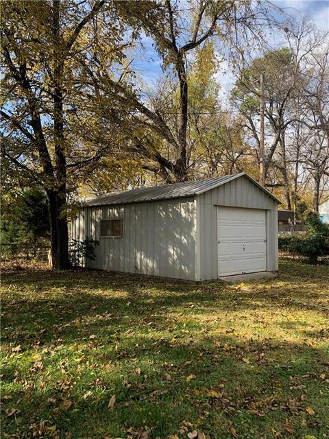219 E Duffy St, Norman, OK 73069 photo 17