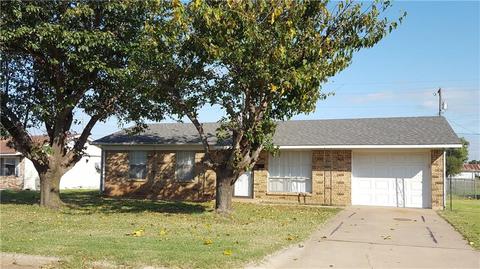 313 Mars St, Altus, OK 73521 photo 1