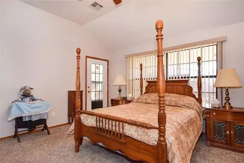 4117 Goshawk, Norman, OK 73072 photo 17