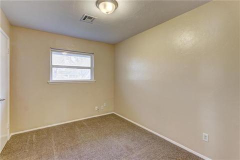 Undisclosed, Moore, OK 73160 photo 19