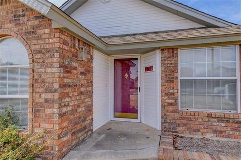 2129 Parkview, Moore, OK 73170 photo 4