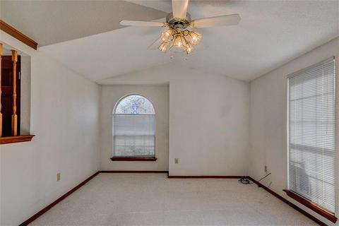 2129 Parkview, Moore, OK 73170 photo 7