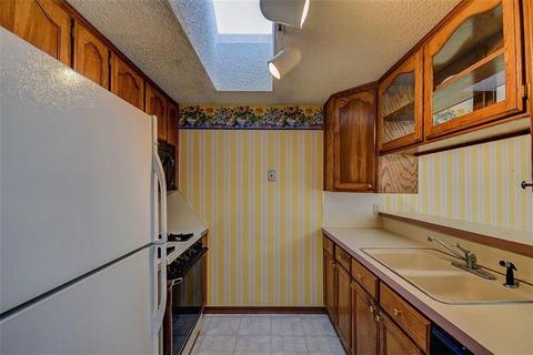 2129 Parkview, Moore, OK 73170 photo 9