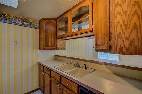 2129 Parkview, Moore, OK 73170 photo 10