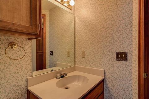 2129 Parkview, Moore, OK 73170 photo 19
