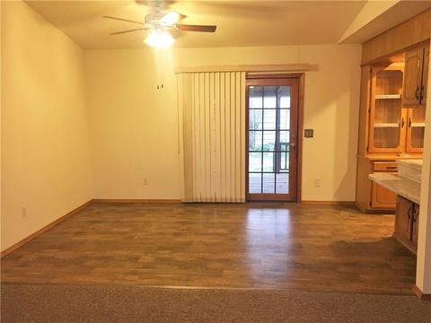 211 E Van Buren, Crescent, OK 73028 photo 5