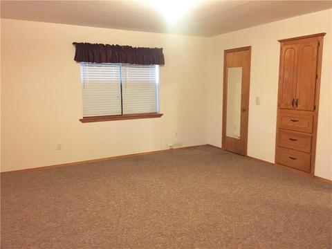211 E Van Buren, Crescent, OK 73028 photo 10