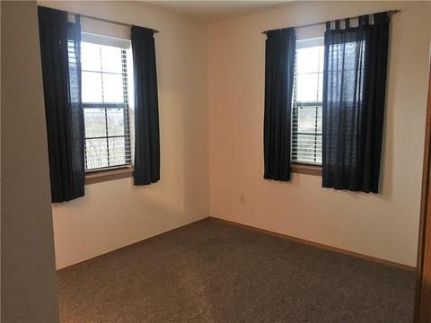 211 E Van Buren, Crescent, OK 73028 photo 17