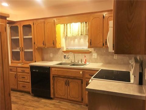 211 E Van Buren, Crescent, OK 73028 photo 7