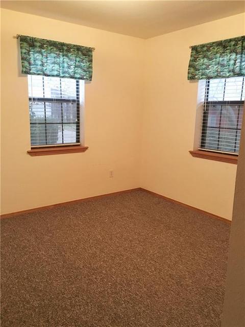 211 E Van Buren, Crescent, OK 73028 photo 14