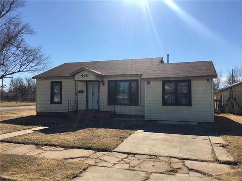 420 E Pecan, Altus, OK 73521 photo 1
