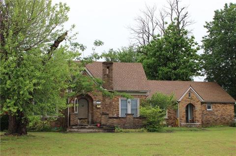 602 E Highland, Tecumseh, OK 74873 photo 1