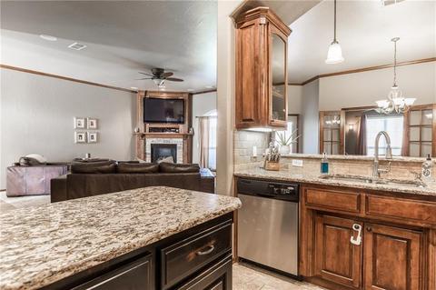 3316 Elmo Way, Moore, OK 73160 photo 9