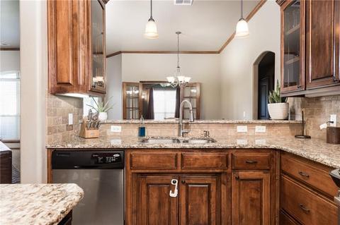 3316 Elmo Way, Moore, OK 73160 photo 10