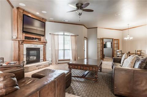 3316 Elmo Way, Moore, OK 73160 photo 5