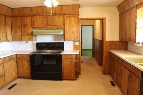 1102 7th, Lone Wolf, OK 73655 photo 14