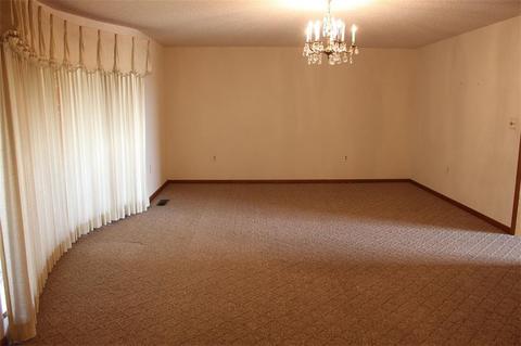 1102 7th, Lone Wolf, OK 73655 photo 7