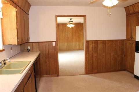 1102 7th, Lone Wolf, OK 73655 photo 17