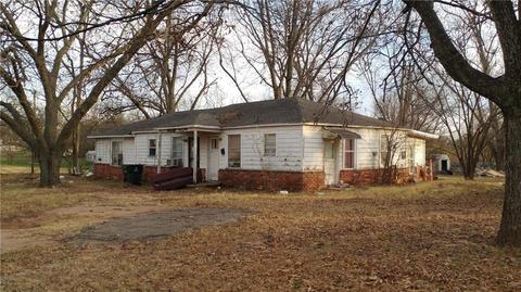 404 W Beech Ave, Duncan, OK 73533 photo 1
