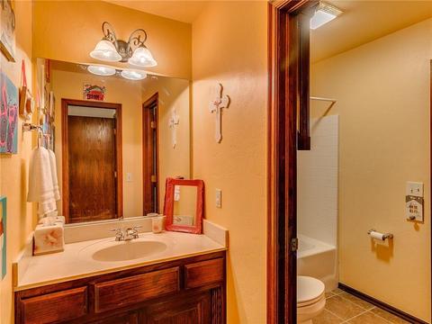 104 E 2nd St, Arcadia, OK 73007 photo 25