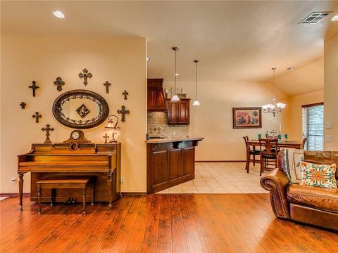 104 E 2nd St, Arcadia, OK 73007 photo 11
