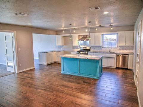 817 S State St, Edmond, OK 73003 photo 4