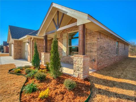 2521 Ethan Ln, Moore, OK 73160 photo 4