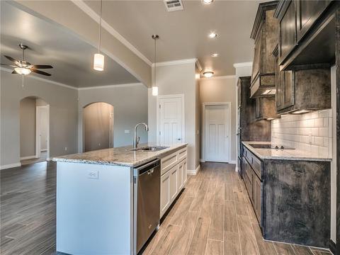 2521 Ethan Ln, Moore, OK 73160 photo 12