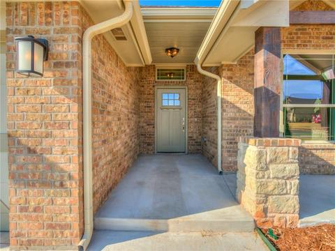 2521 Ethan Ln, Moore, OK 73160 photo 3