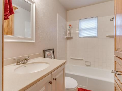 20830 Navarre, Harrah, OK 73045 photo 15