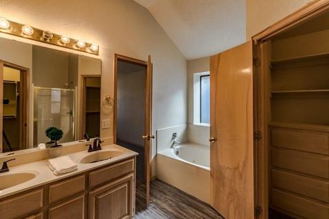 905 Goshawk Dr, Norman, OK 73072 photo 18