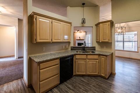905 Goshawk Dr, Norman, OK 73072 photo 7