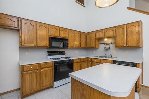 2614 Briarcliff Dr, Moore, OK 73170 photo 9