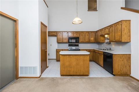 2614 Briarcliff Dr, Moore, OK 73170 photo 8