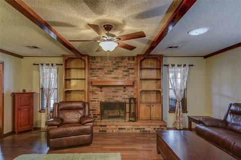Undisclosed, Moore, OK 73160 photo 6