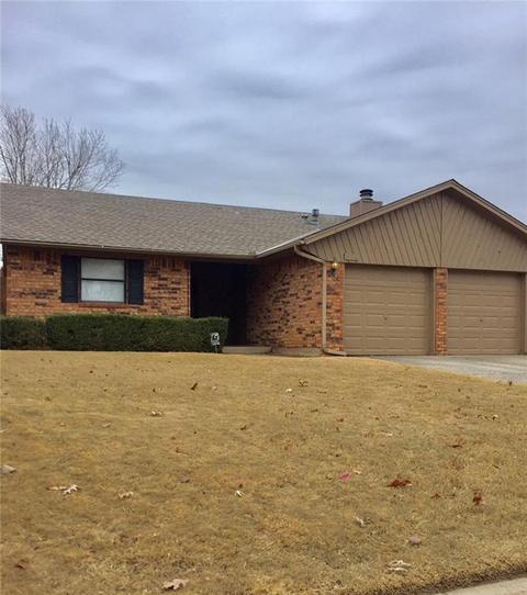 324 Cherryvale Rd, Edmond, OK 73003 photo 2