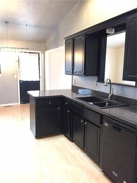 324 Cherryvale Rd, Edmond, OK 73003 photo 10