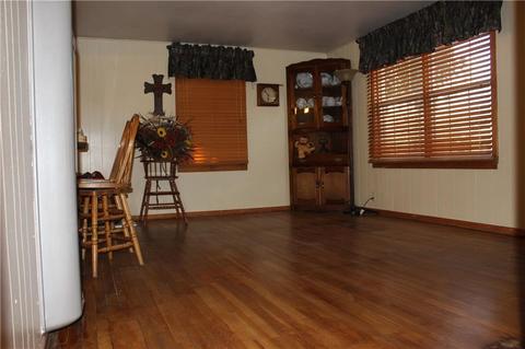 418 E 2nd, Blair, OK 73526 photo 3