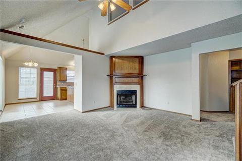 2137 Lakecrest Dr, Moore, OK 73170 photo 6